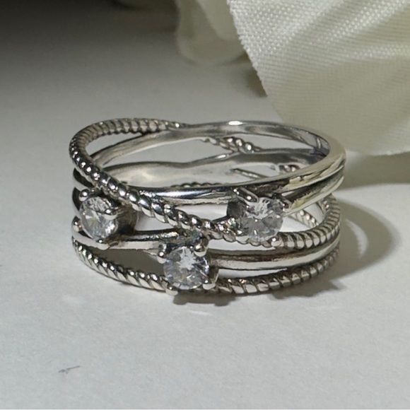 NEW! Sterling Silver Diamond Crossover multi band wide ring. Size about 8. - Picture 5 of 12